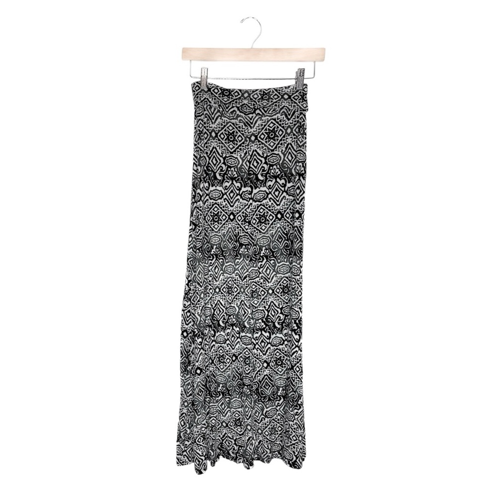 NWT American Rag Black & White Sydney Boho Tribal Print Maxi Skirt Size Small